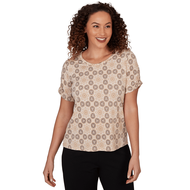 Womens Emaline Verde Grove II Short Ruch Sleeve Medallion Tee