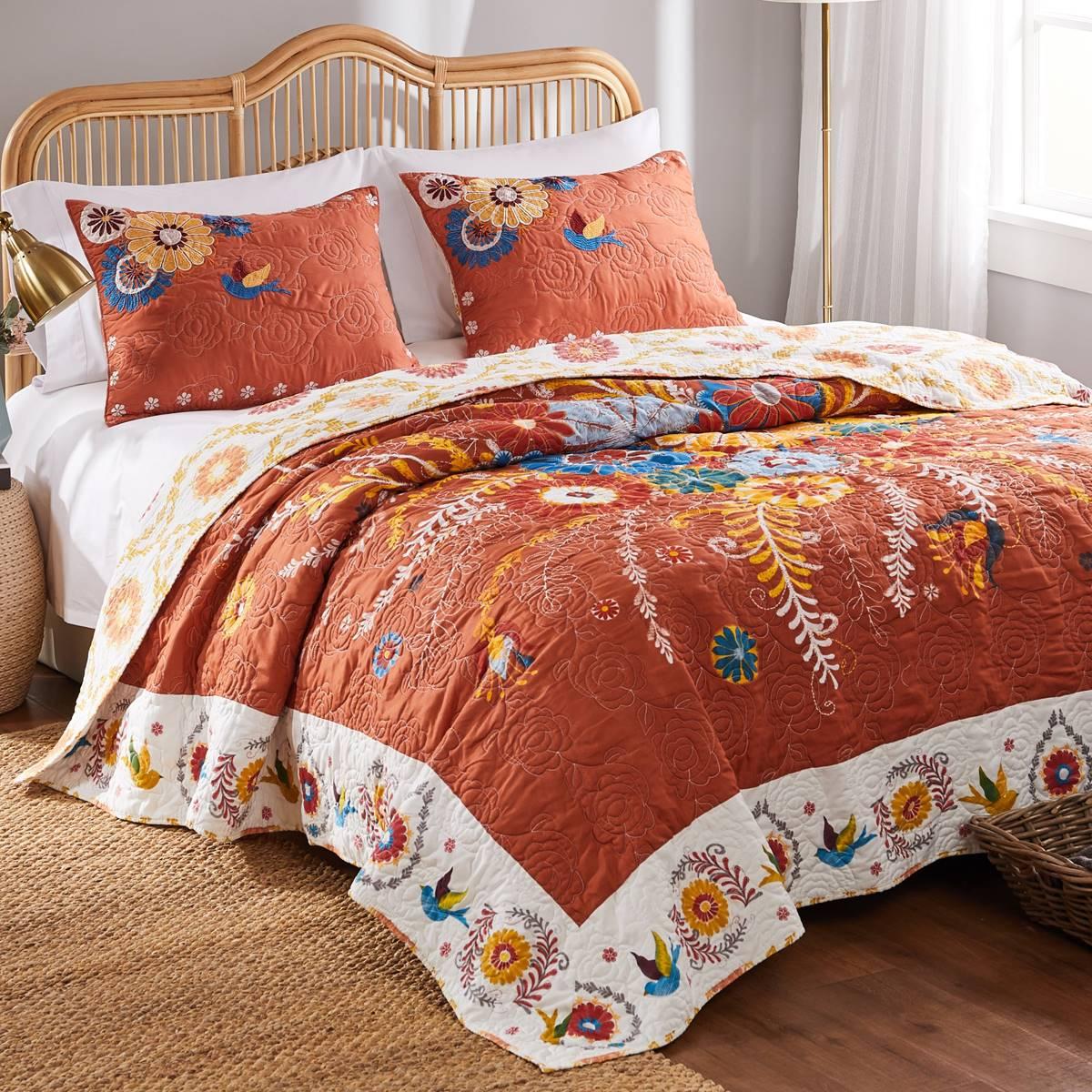 Greenland Home Fashions(tm) Topanga Bohemian Folk Art Quilt Set