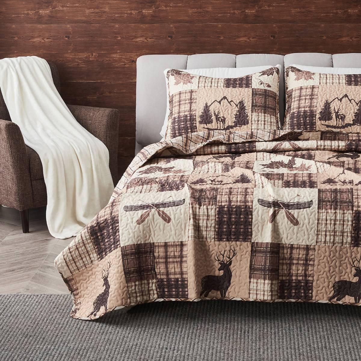 FreshFolds Redwood 3pc. Rustic Patchwork Reversible Quilt Set