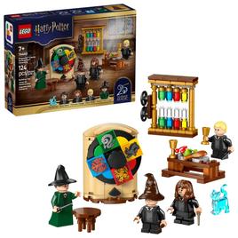 LEGO(R) Hogwarts(tm) Castle: Sorting Hat(tm) Ceremony Building Kit