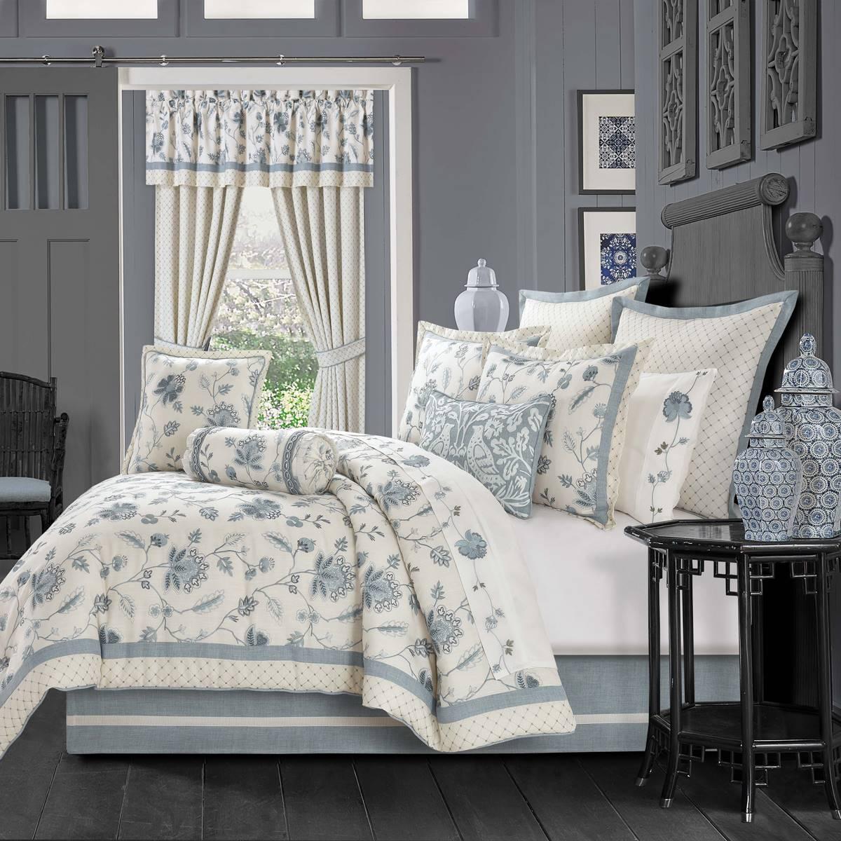 J. Queen New York Blue Garden Bedding Collection preview