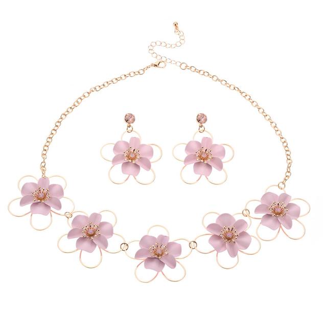 Ashley Cooper™ Flower Statement Necklace & Earrings Set
