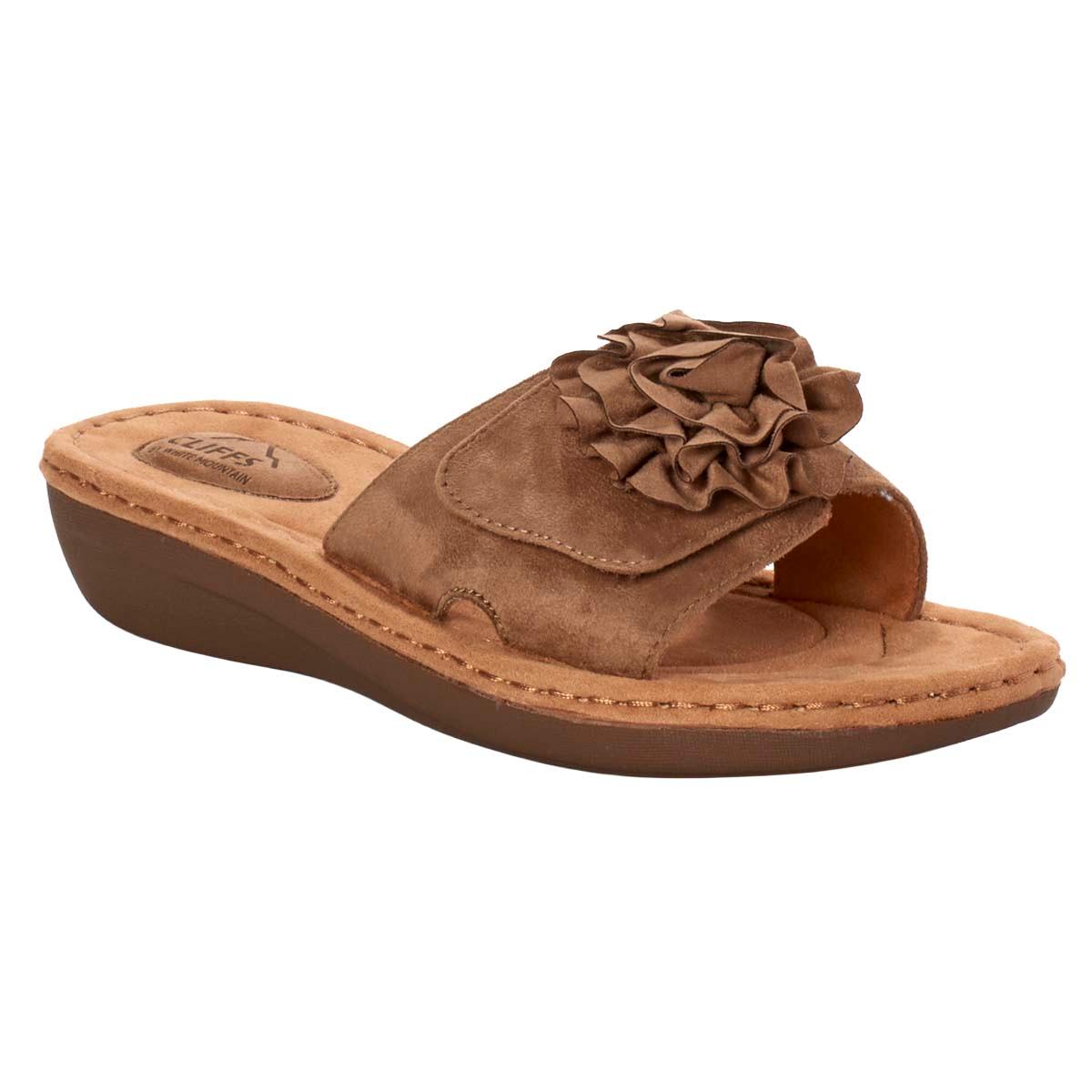 Womens Cliffs by White Mountain Casmyn Footbed Sandals