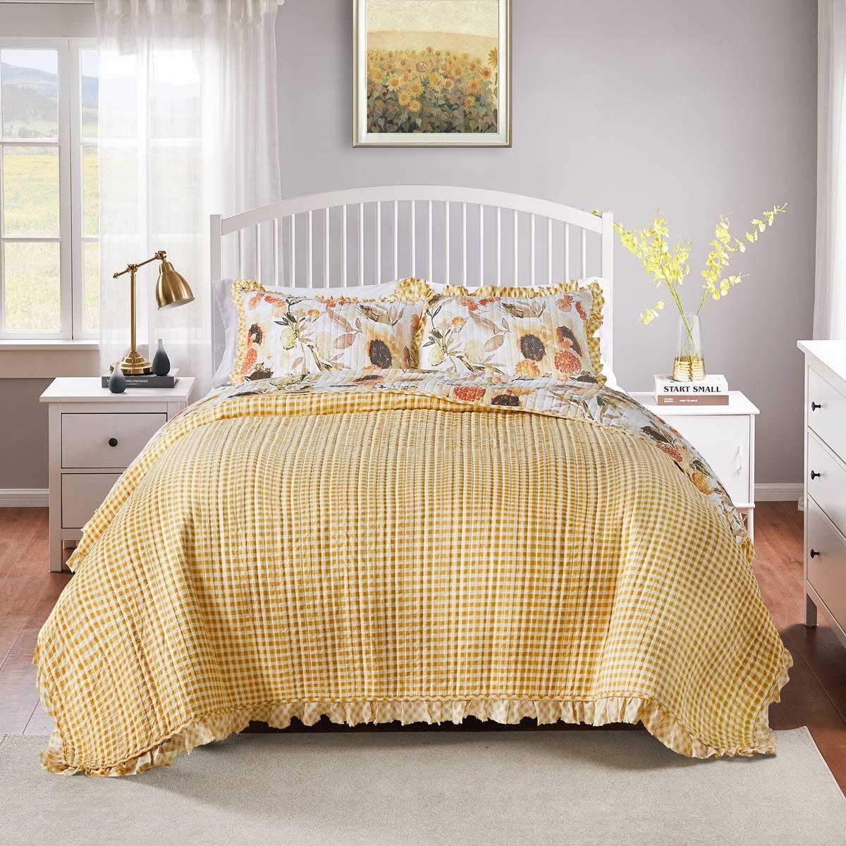 Greenland Home Fashions™ Somerset Ruffle-Embellished Quilt Set