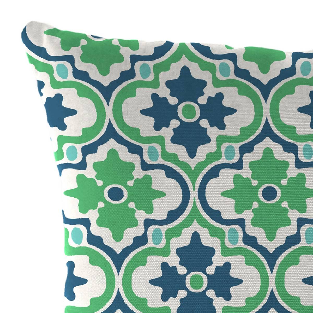 Jordan Manufacturing 2pk. Quatrefoil Outdoor Throw Pillow Set