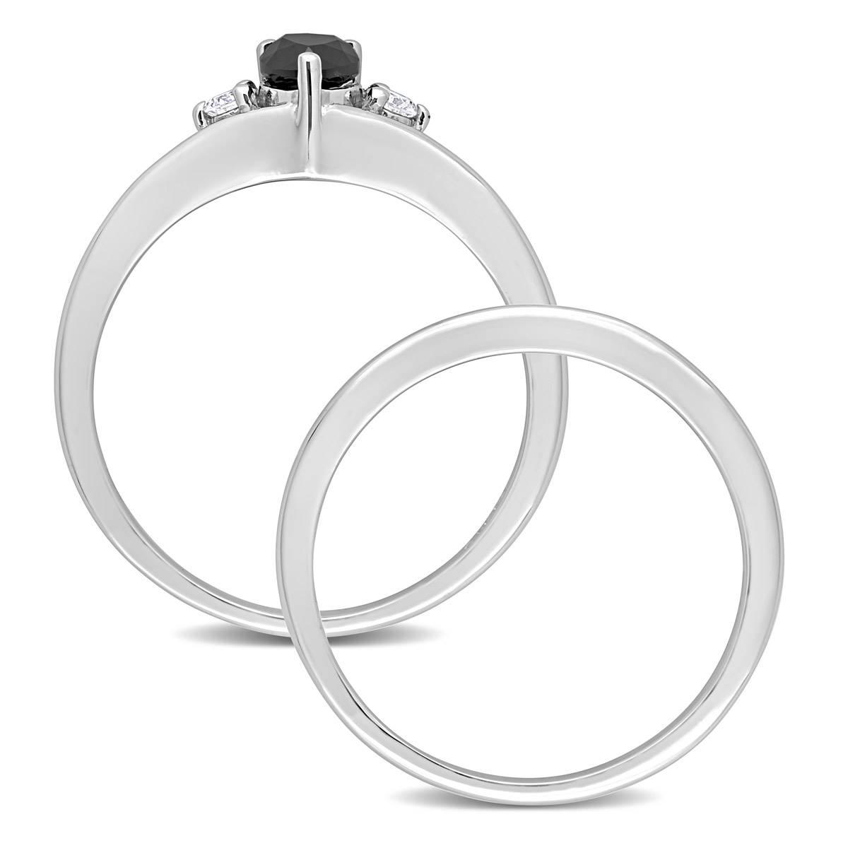 Radiant Rainbow™ 10kt. White Gold 5/8ctw. Pear Diamond Ring
