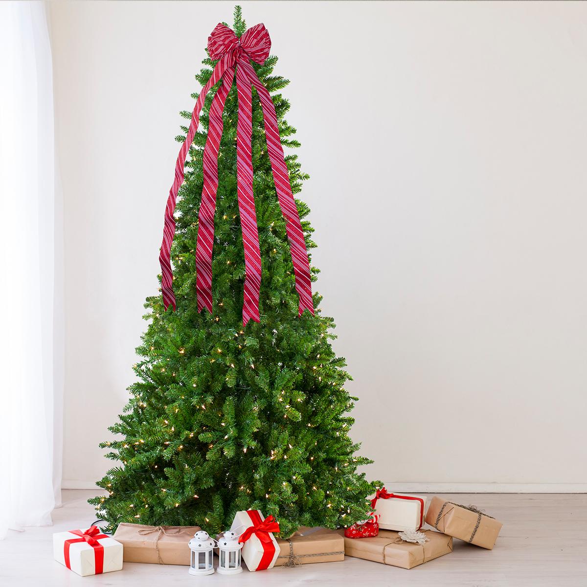 Northlight 48in. x 10in. Red and White Striped 16 Loop Christmas