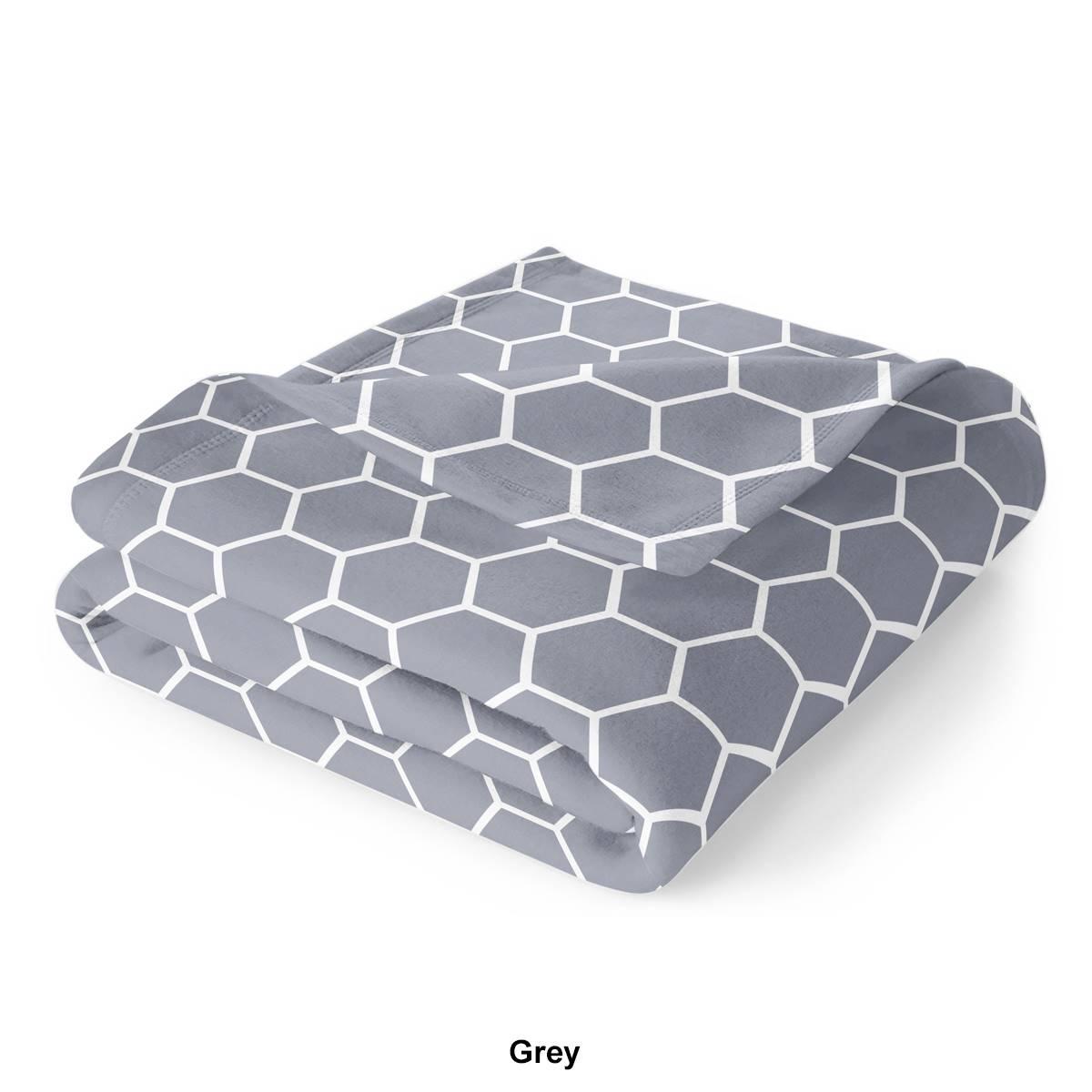 Spirit Linen Home™ Velvet Plush Honeycomb Throw Blanket