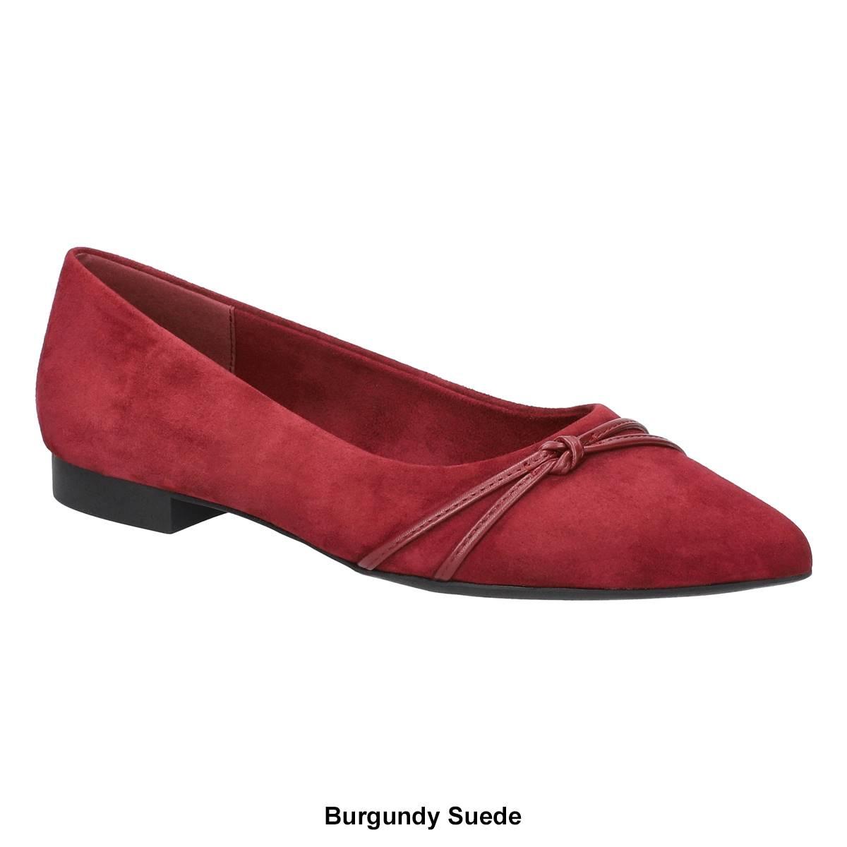 Womens Bella Vita Rhea Pointed Toe Flats