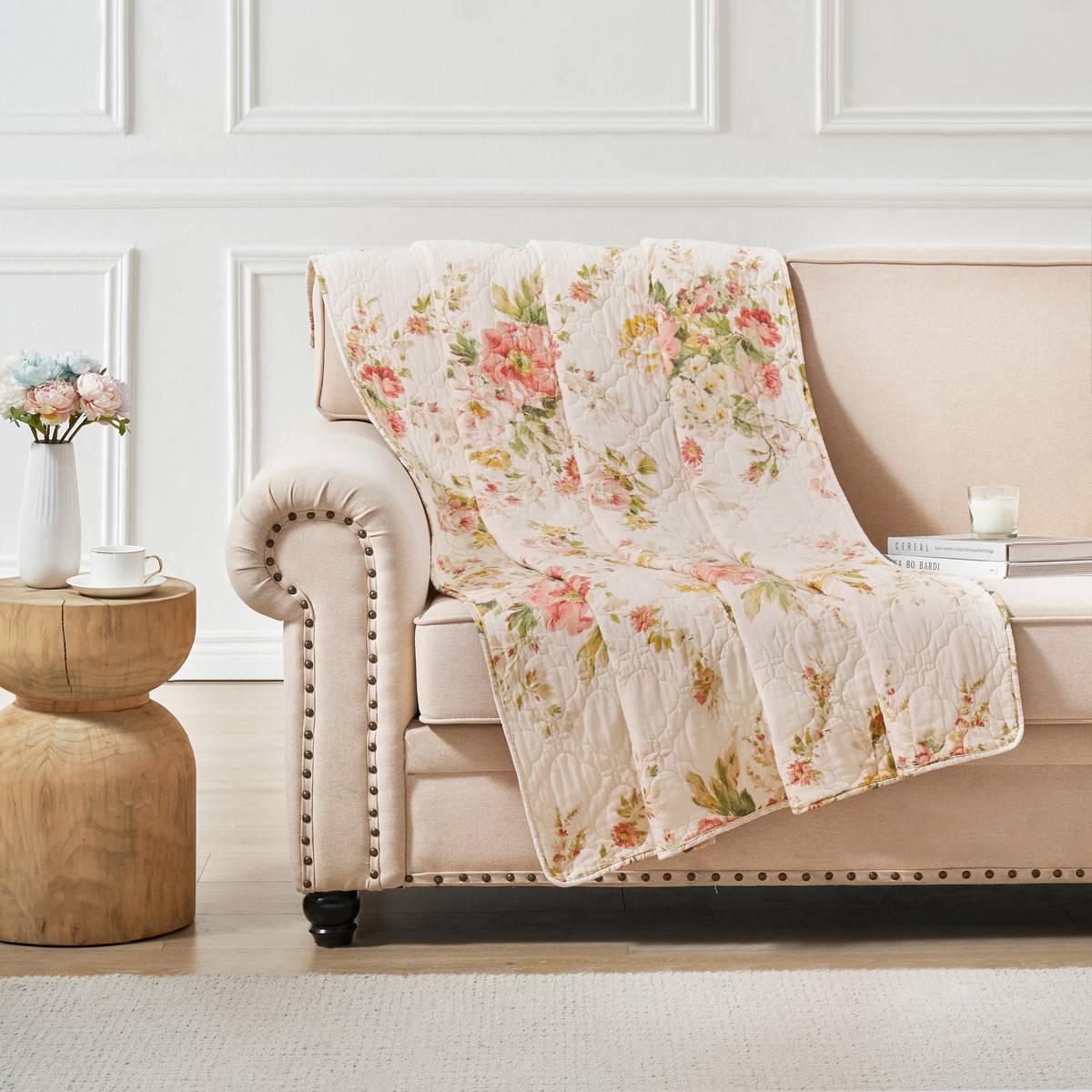 Greenland Home Fashions(tm) Grace Farmhouse Reversible Quilted Throw
