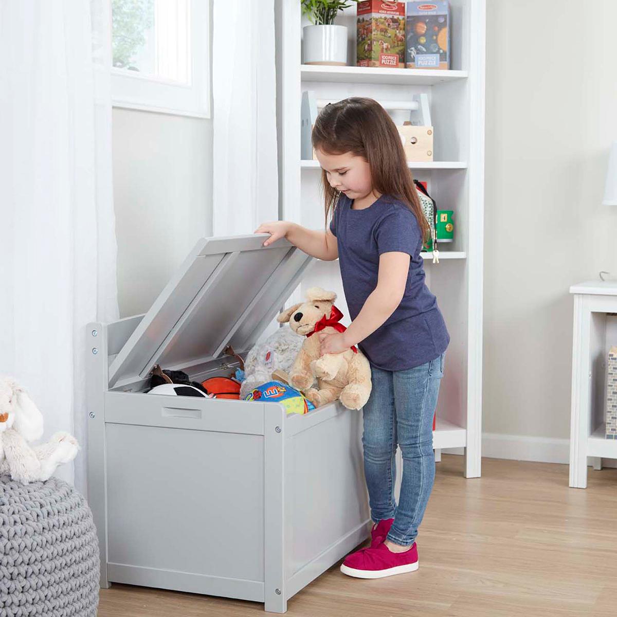 Melissa &amp; Doug® Wooden Toy Chest