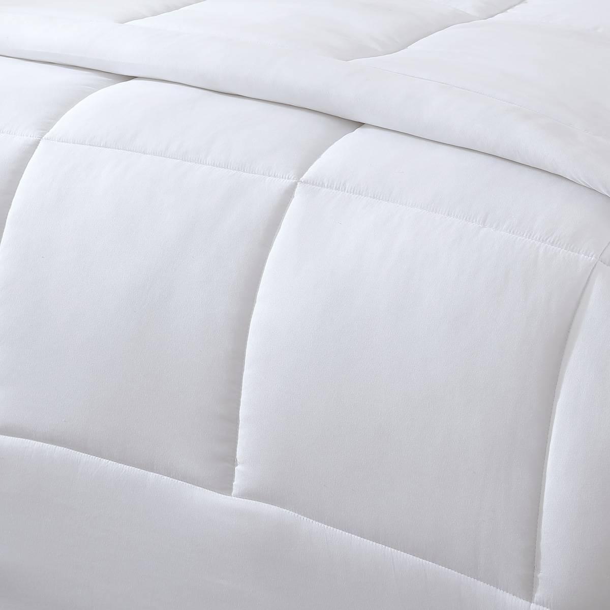 Swift Home All Season Down Alternative Comforter