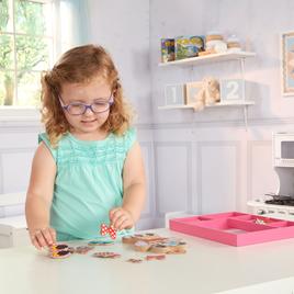 Melissa & Doug® Minnie Wooden Magnetic Dress-Up Board