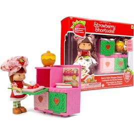 Strawberry Shortcake Doll & Berry Bake Shoppe Playset
