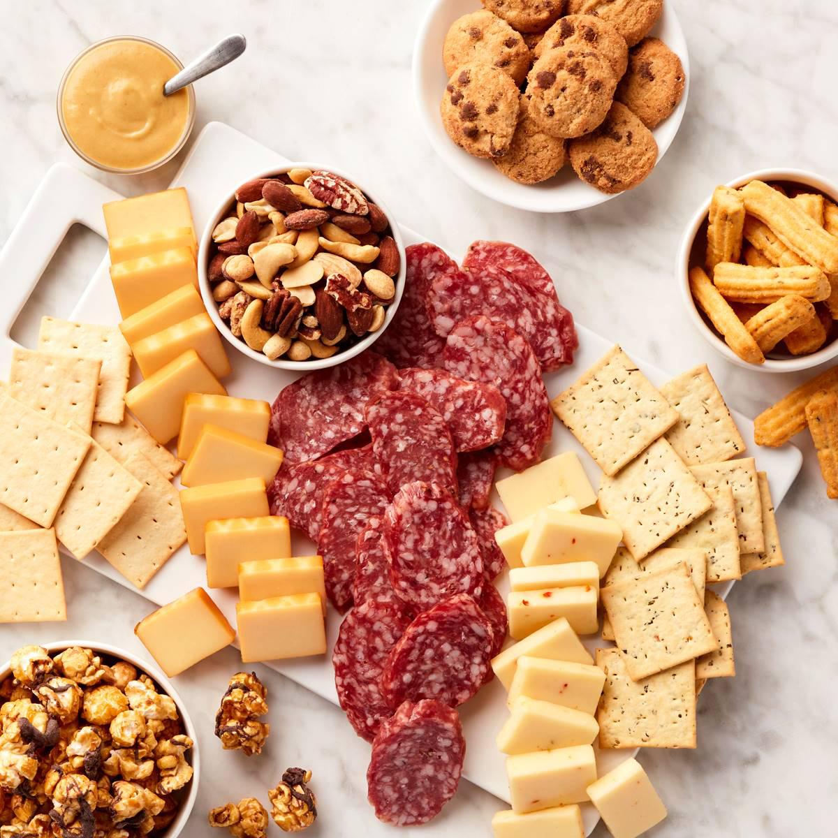 Hickory Farms® Savory Snack Gift Box