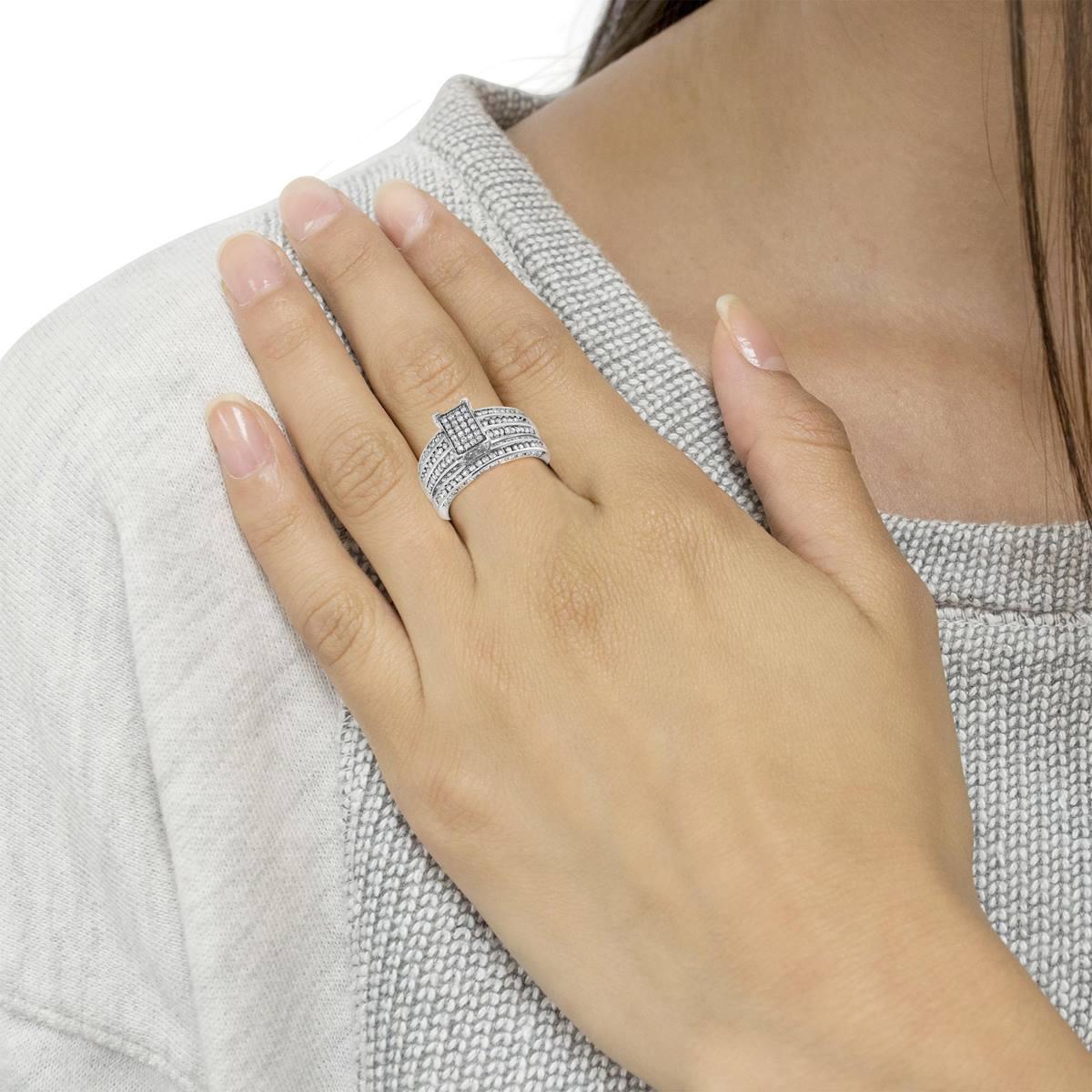 Haus of Brilliance 3/4ctw Diamond Engagement Ring and Band Set