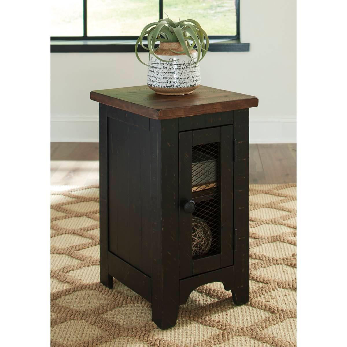 Signature Design by Ashley Valebeck Chairside End Table