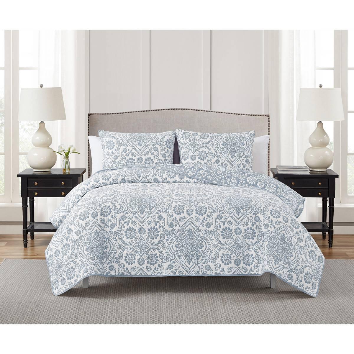 Cedar Court Deena Soft Jacquard Reversible Quilt Set