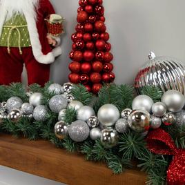Northlight Seasonal 6ft. Shatterproof Silver Christmas Garland