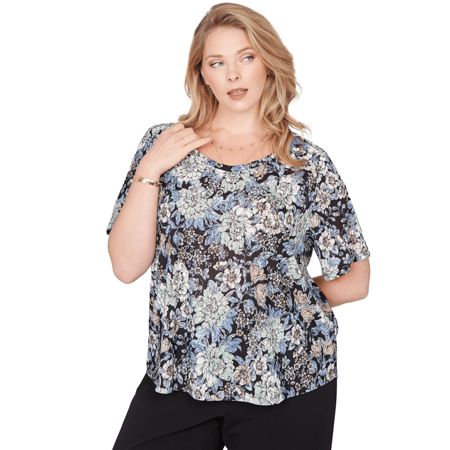 Plus Size Emaline Key Items Short Sleeve Round Neck Floral Tee