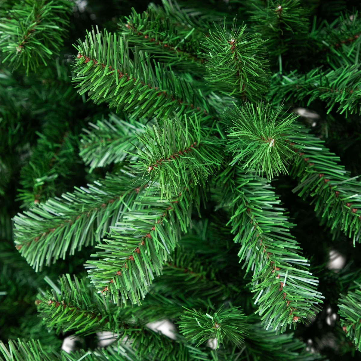 Northlight 12ft. Full Colorado Spruce Artificial Christmas Tree
