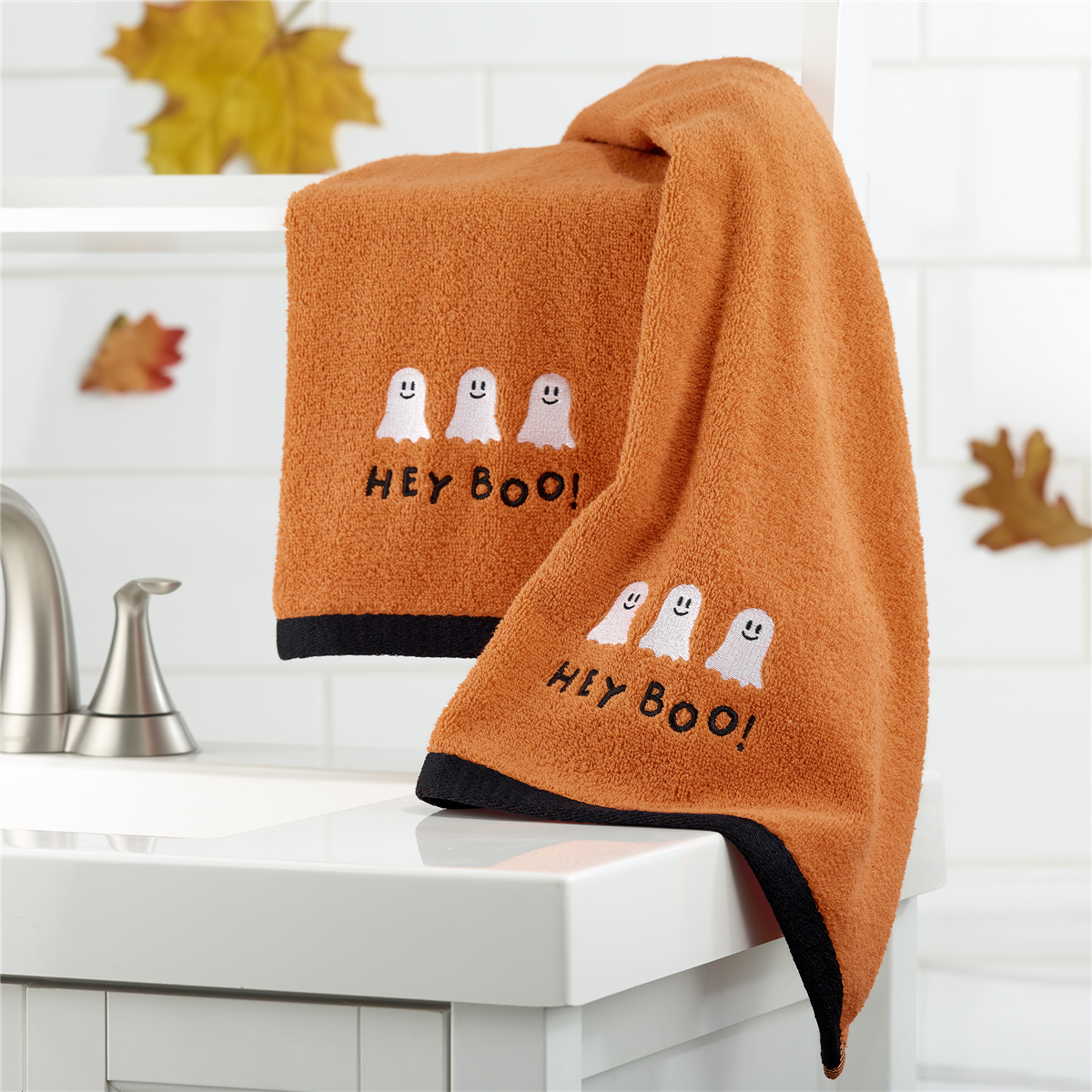 Avanti Hey Boo Halloween 2pk. Embroidered Hand Towels