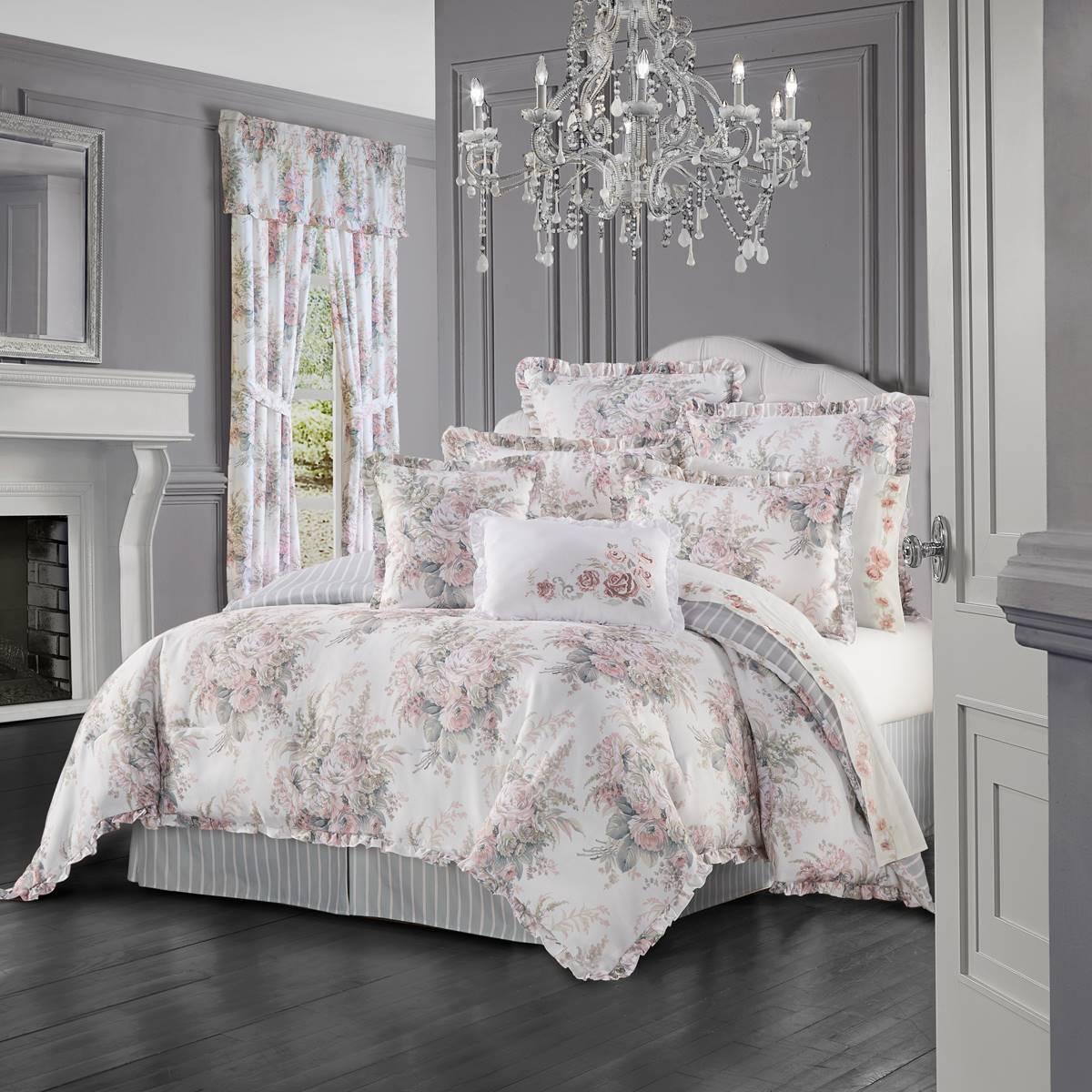 Royal Court Estelle 4pc. Full/Queen Comforter Set