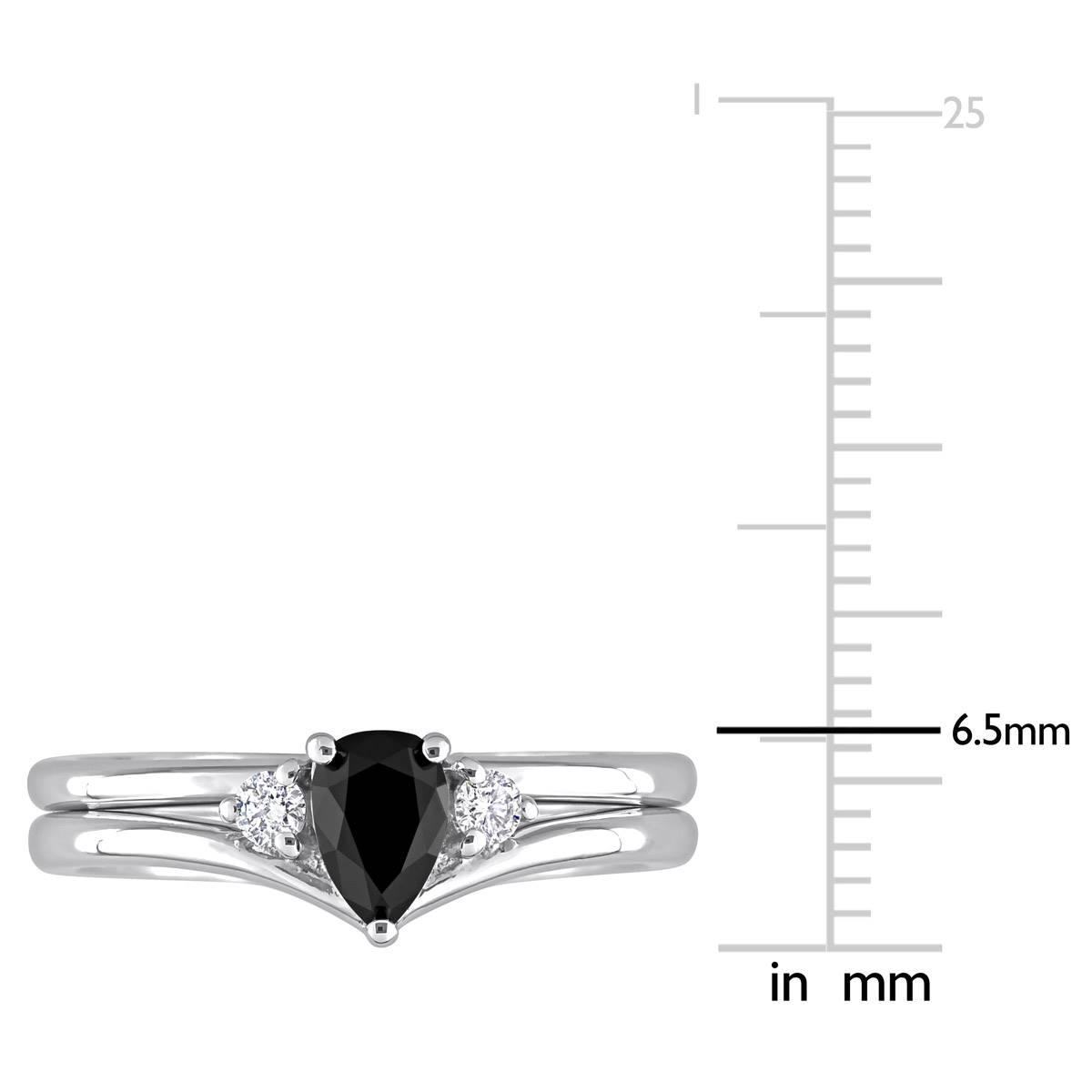 Radiant Rainbow™ 10kt. White Gold 5/8ctw. Pear Diamond Ring