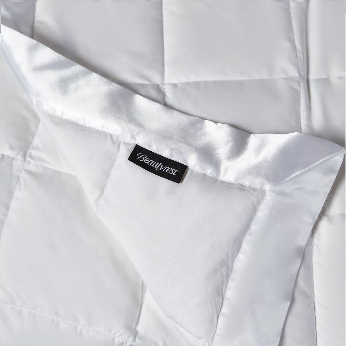 Beautyrest® 233TC Lightweight Down Blanket