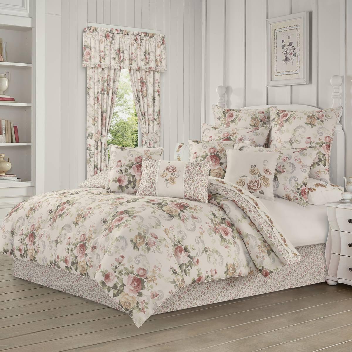Royal Court Chablis 4pc. Comforter Set
