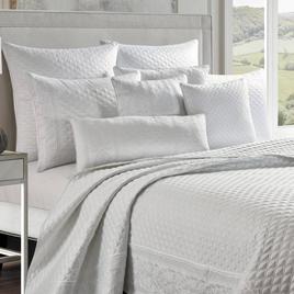 J. Queen New York Lyndon Quilt