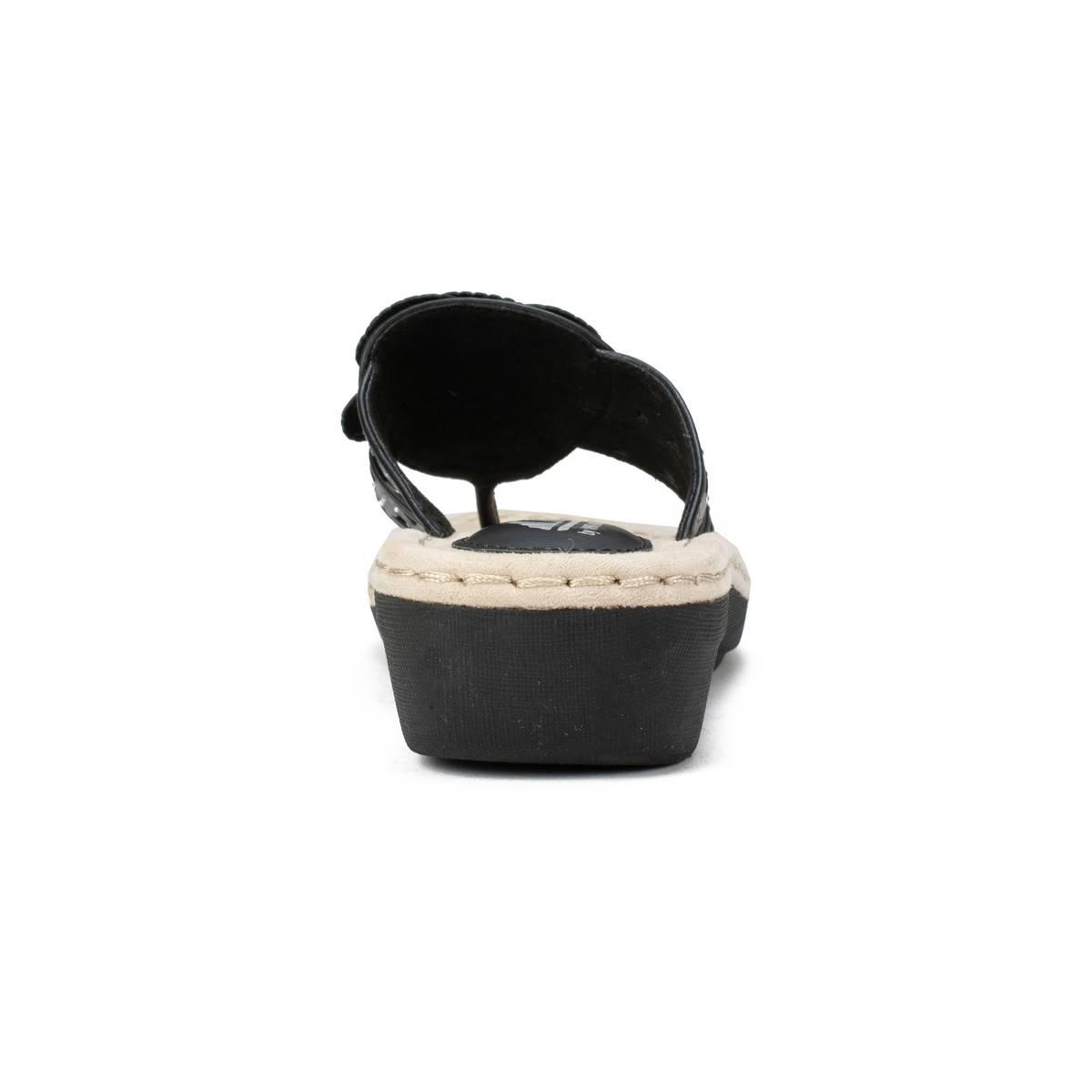 Womens Cliffs by White Mountain Cynthia Flip Flop
