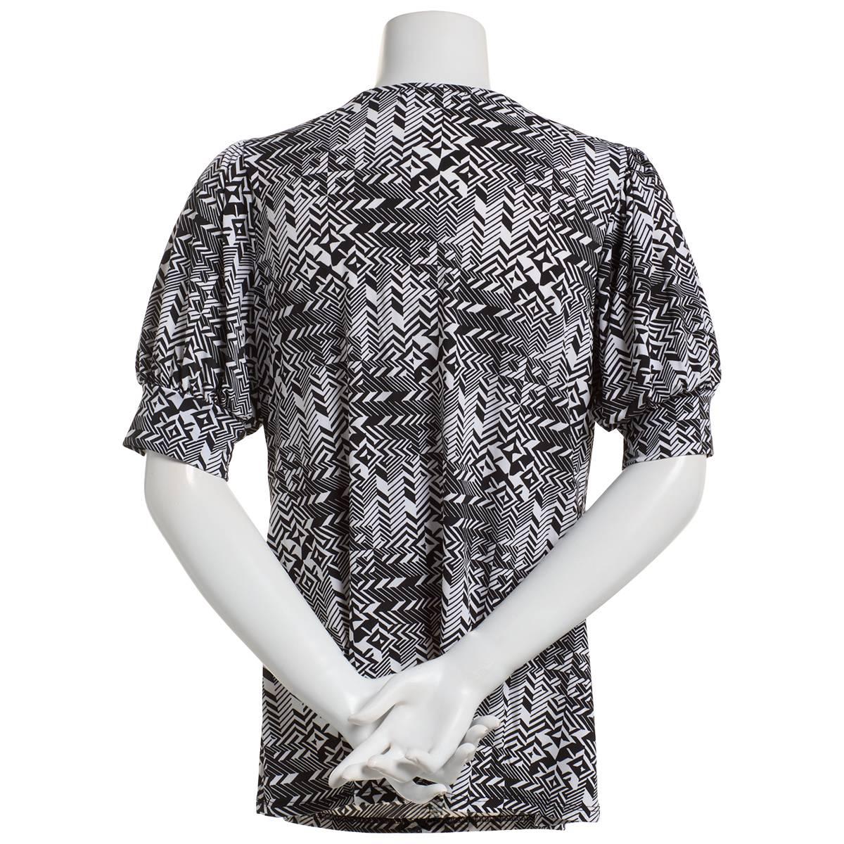 Petite Notations Short Sleeve Bar Neck Geometric Blouse