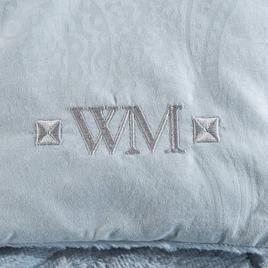 Wesley Mancini Cozy Reversible Jacquard Blanket