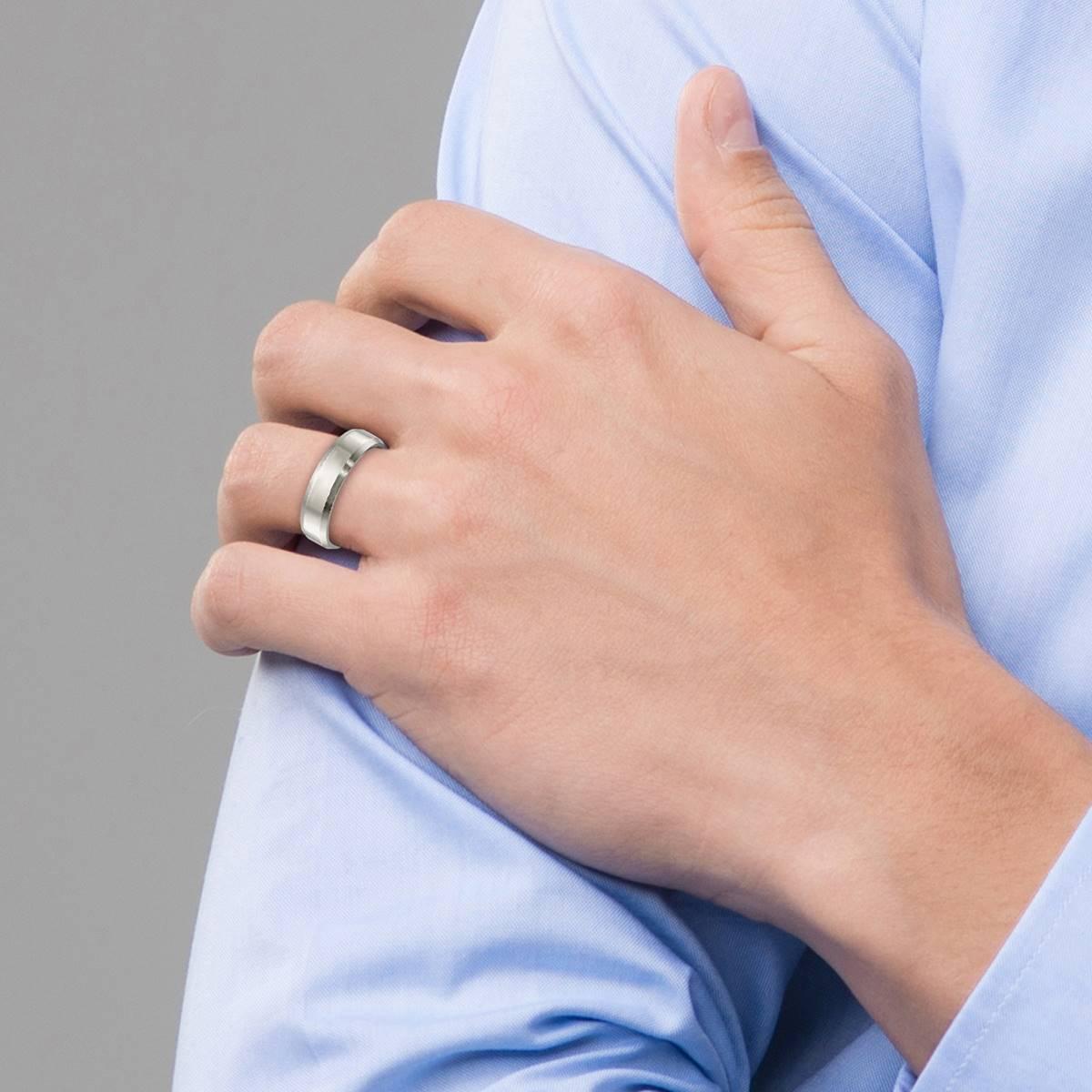 Mens Endless Affection™ Highly Polished 6mm Beveled Edge Band