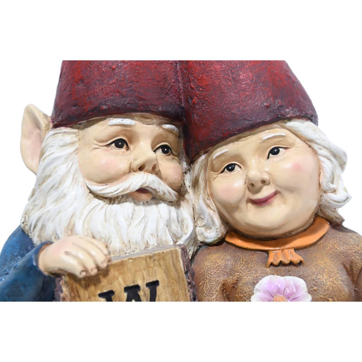 Hi-Line Gift Robert & Sofia Standing Gnome Couple Garden Statue