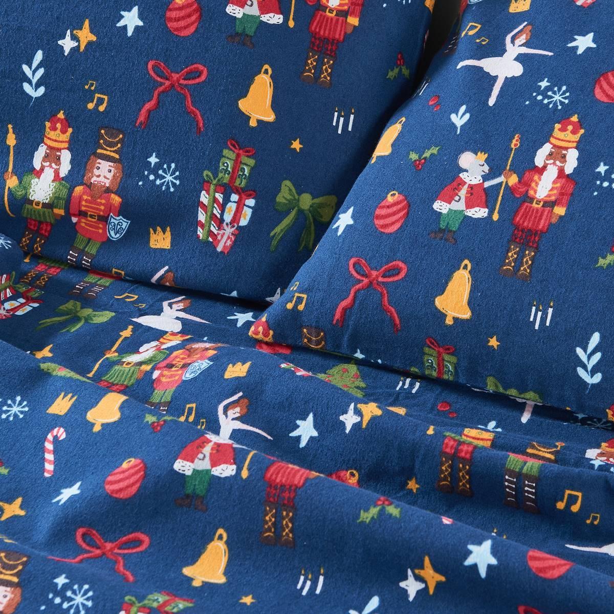 Freshfolds Cotton Happy Hillside Holiday 4pc. Flannel Sheet Set