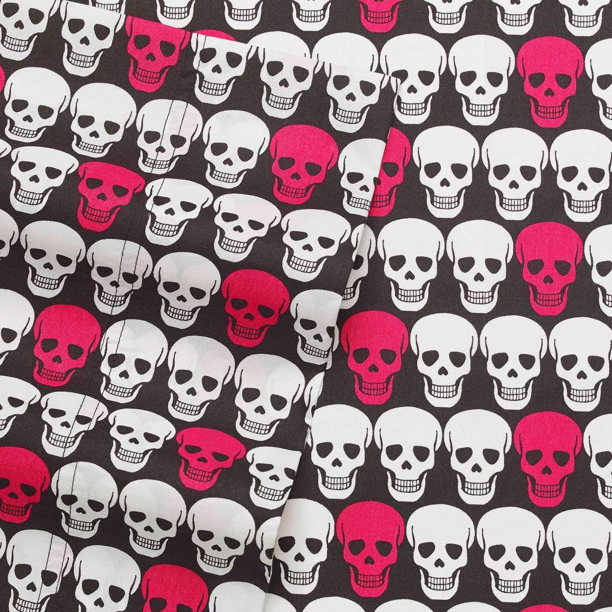 Betsey Johnson Skulls Bright Pink Sheet Set