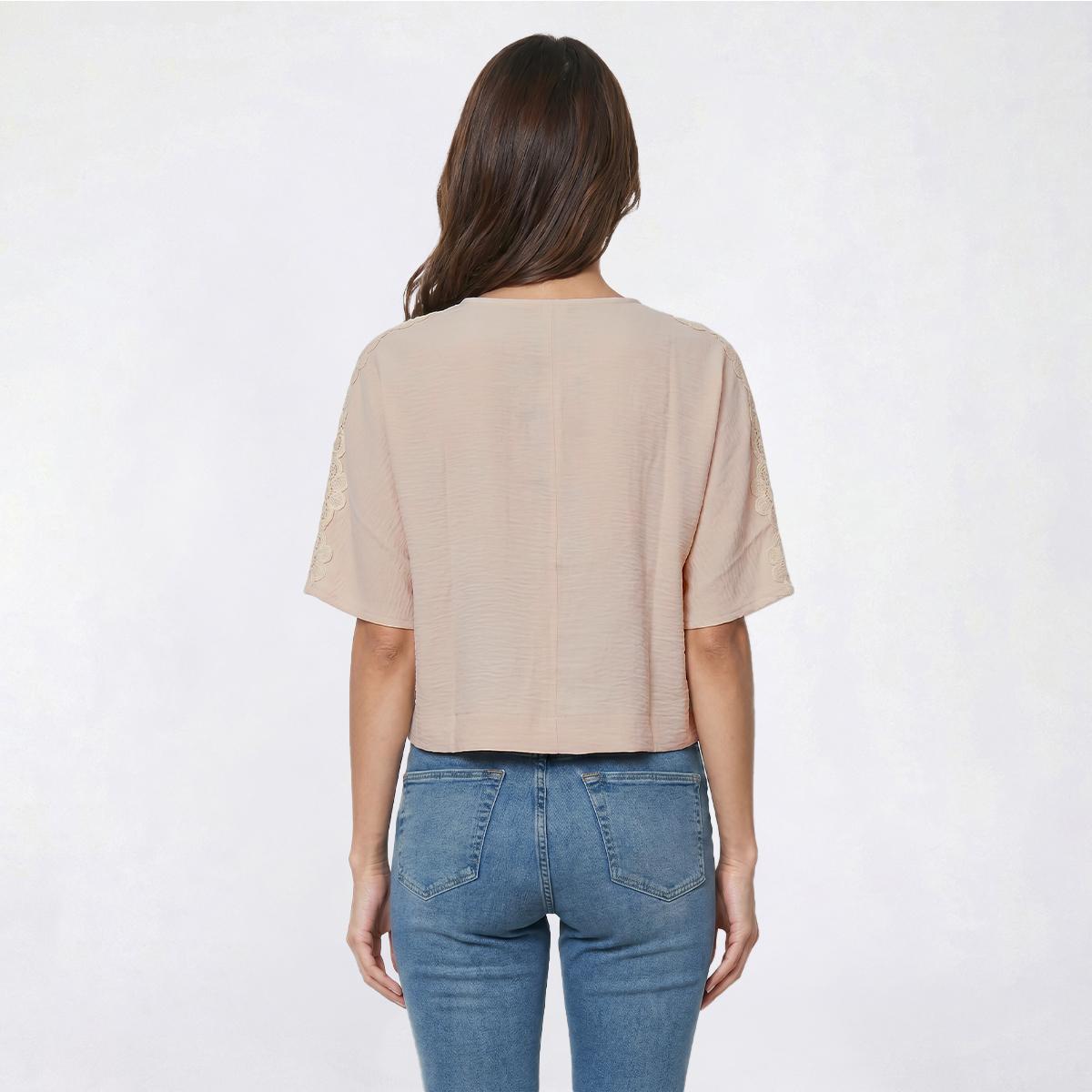 Womens Adrianna Papell Lace Applique Sleeve Airflow Blouse